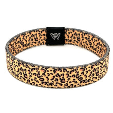 Load image into Gallery viewer, Leopard Print Wristband Bracelet