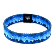 Load image into Gallery viewer, Mountain Tops Wristband Bracelet