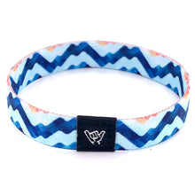 Load image into Gallery viewer, Mauka Waves Wristband Bracelet