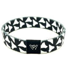Load image into Gallery viewer, Black Shark Tooth Wristband Bracelet
