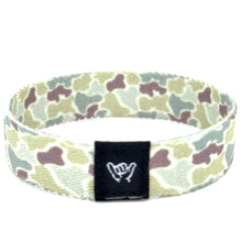 Load image into Gallery viewer, Duck Camo Wristband Bracelet