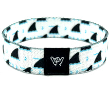 Load image into Gallery viewer, Shark Fin Wristband Bracelet