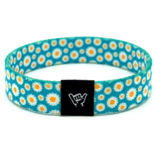 Load image into Gallery viewer, Wild Daisies Wristband Bracelet