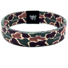 Load image into Gallery viewer, Woodland Camo Wristband Bracelet