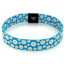 Load image into Gallery viewer, Wild Daisies Wristband Bracelet