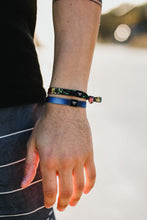 Load image into Gallery viewer, Sunset Surfer Knotband Bracelet